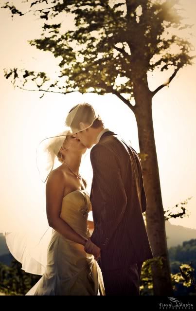 bride & groom,Black forest,kissing