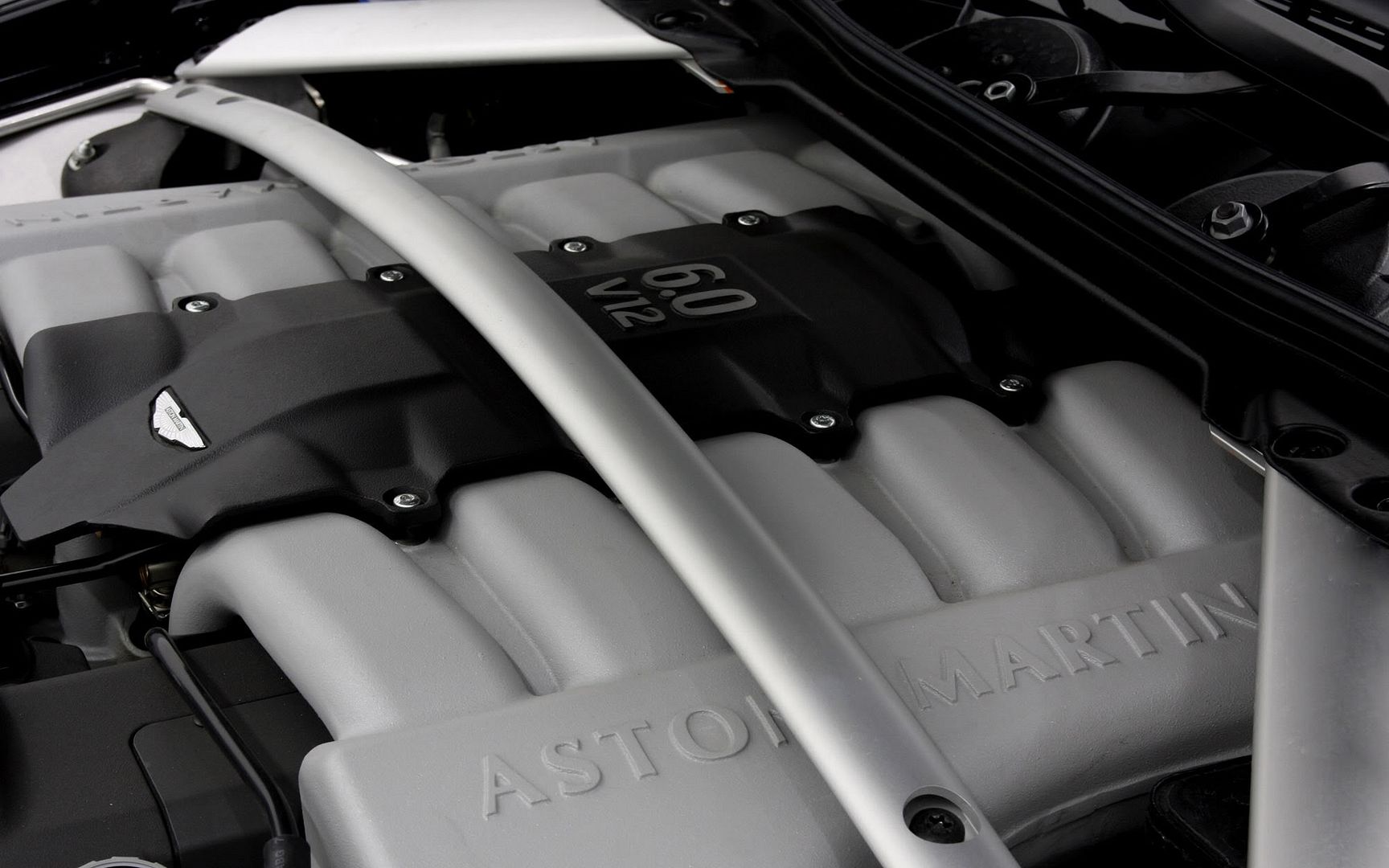 wheelsandmore-aston-martin-db9-c-1.jpg