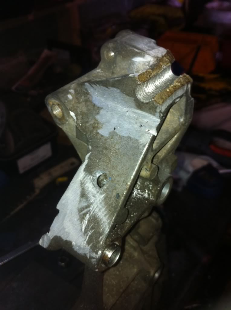 Fixed broken engine mounts (howto with pics) UKPassats
